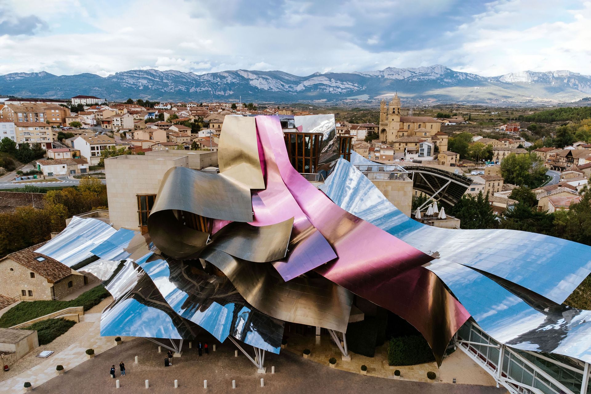 Day 2 of the Bugatti Grand Tour Europe 2023, Marqués De Riscal Hotel.